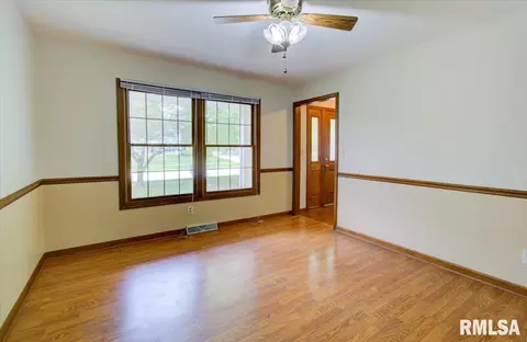 1613 Windycrest Dr, Springfield, IL 62704 photo 7