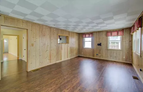 2436 S State St, Springfield, IL 62704 photo 9