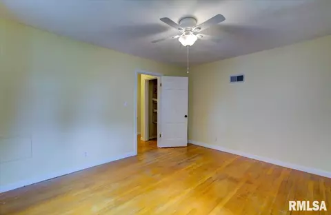 2436 S State St, Springfield, IL 62704 photo 14
