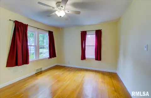 2436 S State St, Springfield, IL 62704 photo 13