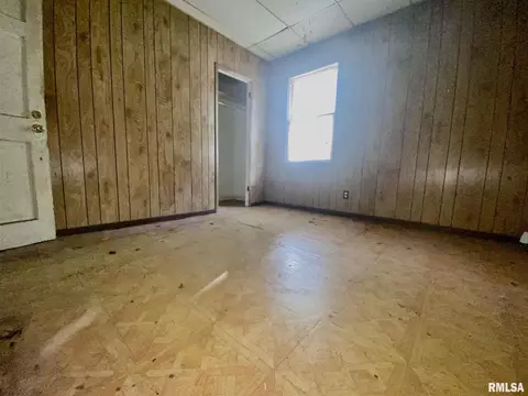 931 W Calhoun Ave, Springfield, IL 62702 photo 9