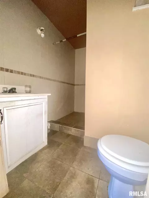 931 W Calhoun Ave, Springfield, IL 62702 photo 5