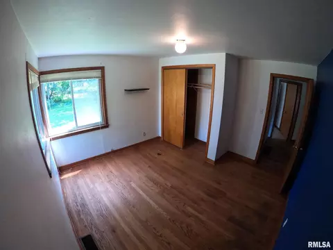 615 E Franklin St, Macomb, IL 61455 photo 11