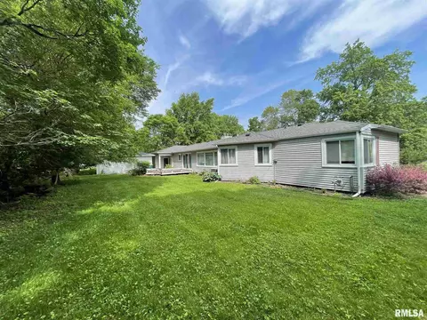 615 E Franklin St, Macomb, IL 61455 photo 6