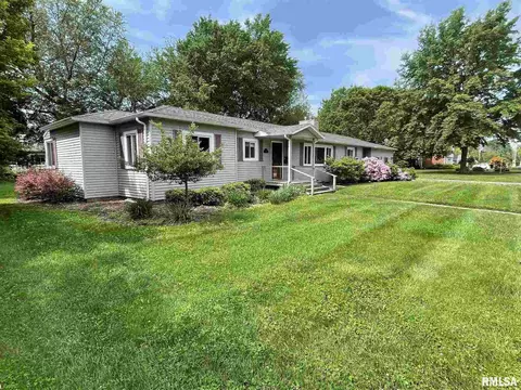 615 E Franklin St, Macomb, IL 61455 photo 5