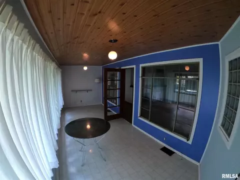 615 E Franklin St, Macomb, IL 61455 photo 32