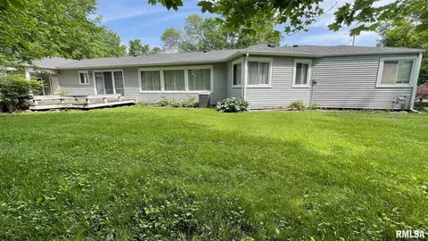 615 E Franklin St, Macomb, IL 61455 photo 7
