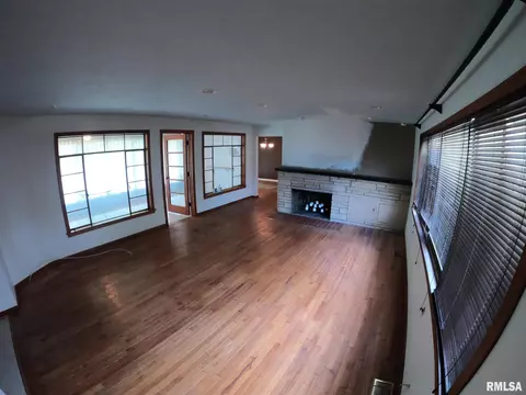 615 E Franklin St, Macomb, IL 61455 photo 30