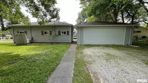615 E Franklin St, Macomb, IL 61455 photo 9