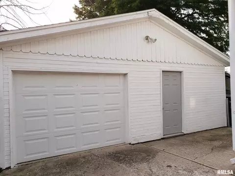 1131 N Patton St, Springfield, IL 62702 photo 16