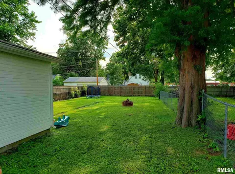 1131 N Patton St, Springfield, IL 62702 photo 17