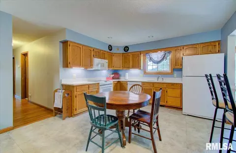 2504 Soleil Ave, Springfield, IL 62704 photo 17