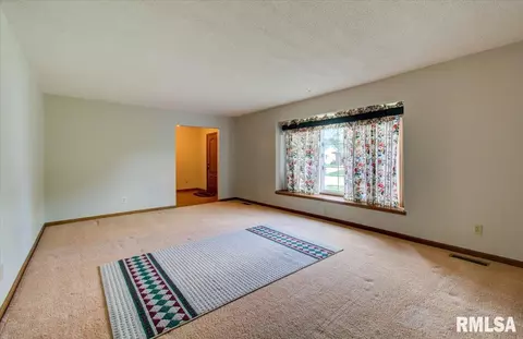 2504 Soleil Ave, Springfield, IL 62704 photo 8