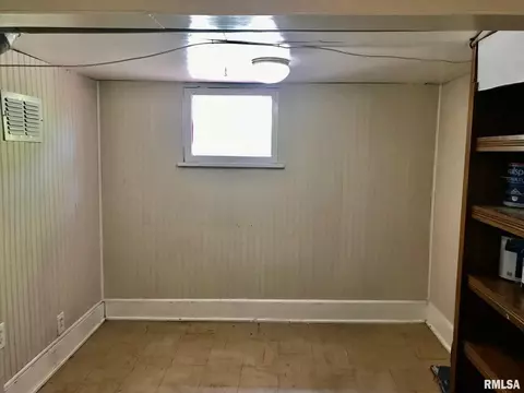 2512 S 9th St, Springfield, IL 62703 photo 25
