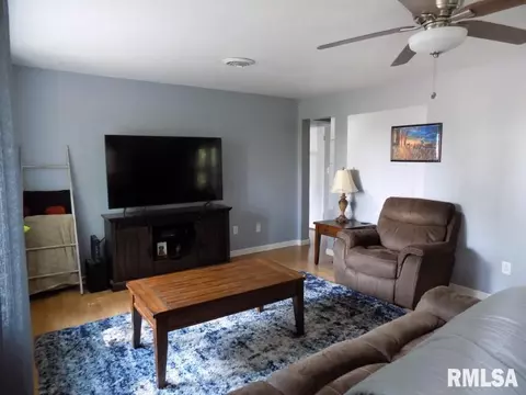 2272 Hazlett Rd, Springfield, IL 62707 photo 2