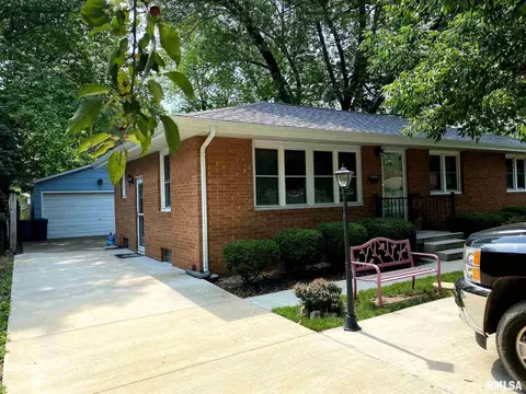 3330 Stanton Ave, Springfield, IL 62703 photo 2