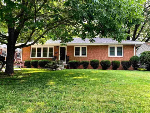 3330 Stanton Ave, Springfield, IL 62703 photo 1