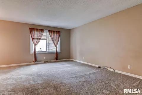4124 Pickfair Rd, Springfield, IL 62703 photo 7