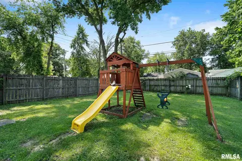 2272 E Keys Ave, Springfield, IL 62702 photo 5