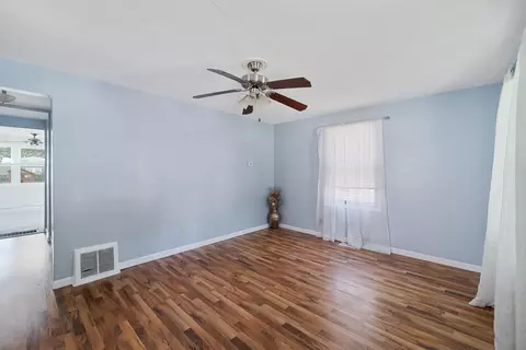 2272 E Keys Ave, Springfield, IL 62702 photo 9