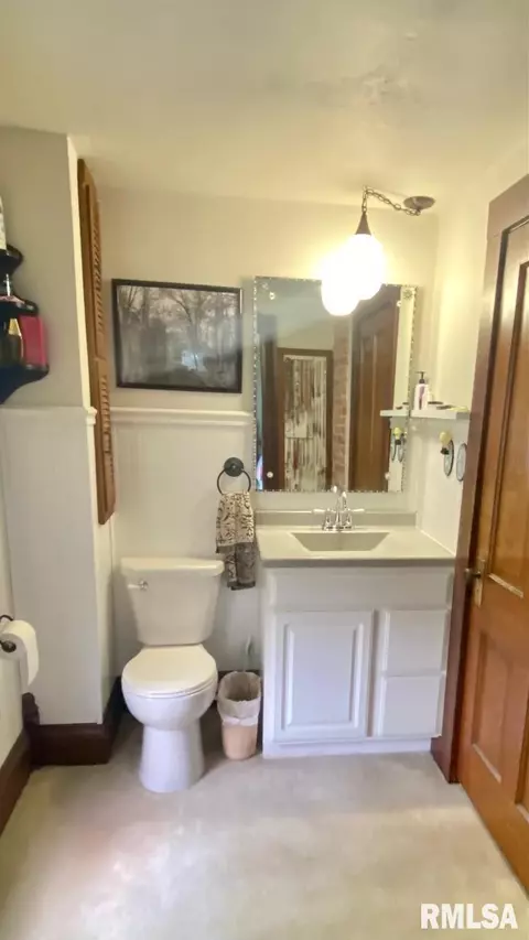 433 Walnut St, Dawson, IL 62520 photo 26