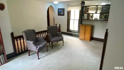 433 Walnut St, Dawson, IL 62520 photo 22