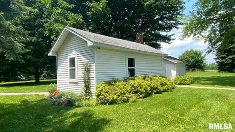 433 Walnut St, Dawson, IL 62520 photo 36