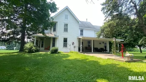 433 Walnut St, Dawson, IL 62520 photo 1