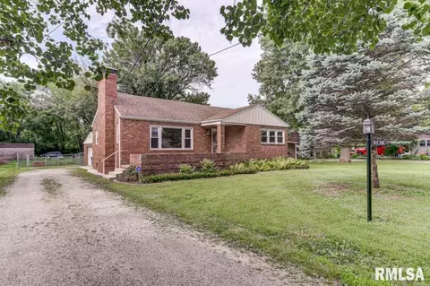 3136 E Division St, Springfield, IL 62702 photo 2