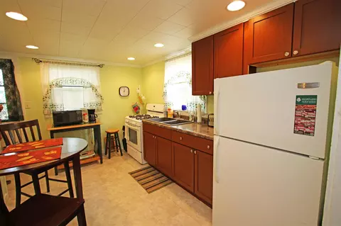 1545 Selinger St, Springfield, IL 62702 photo 9