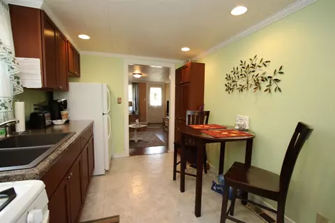 1545 Selinger St, Springfield, IL 62702 photo 10
