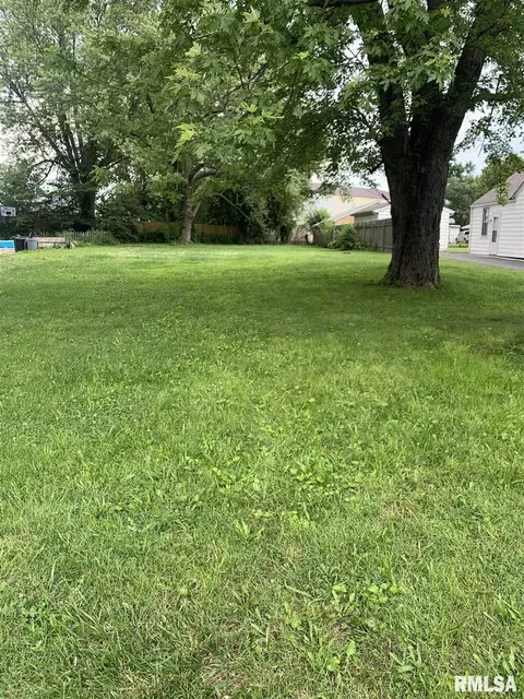 2317 Richards Ln, Springfield, IL 62702 photo 1