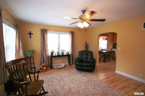 2925 Elliott St, Springfield, IL 62702 photo 8