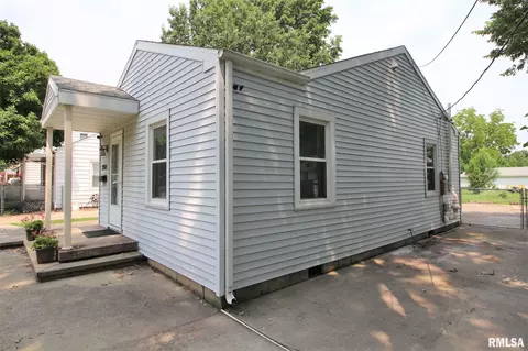2925 Elliott St, Springfield, IL 62702 photo 6