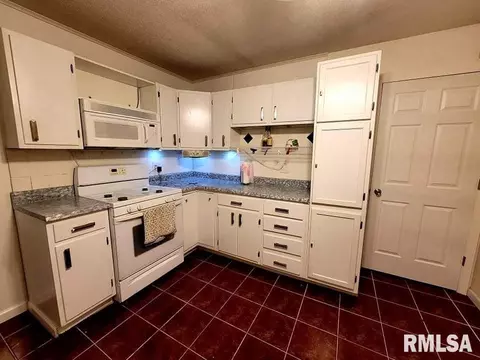 28 Melody Ln, Springfield, IL 62702 photo 8