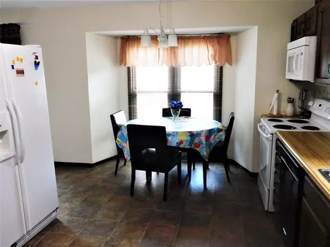 2824 Ticonderoga Dr, Springfield, IL 62704 photo 7