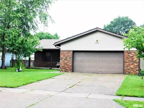 2824 Ticonderoga Dr, Springfield, IL 62704 photo 1