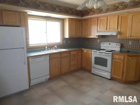1716 N 9th St, Springfield, IL 62702 photo 4