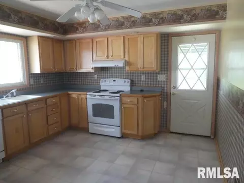 1716 N 9th St, Springfield, IL 62702 photo 5