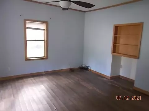 102 E Pine St, Tallula, IL 62688 photo 4