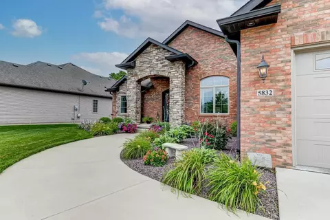 5832 Hedley Rd, Springfield, IL 62711 photo 3