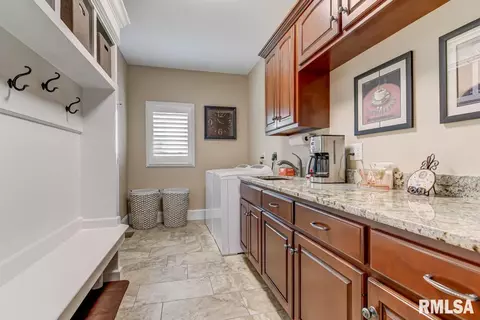 5832 Hedley Rd, Springfield, IL 62711 photo 25