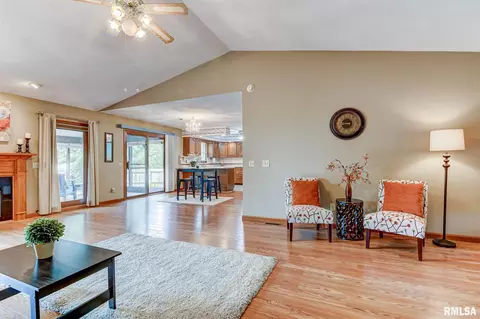 2809 Rainier Dr, Springfield, IL 62704 photo 6