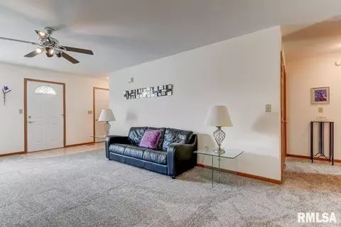 1811 Plover Rd, Springfield, IL 62711 photo 9