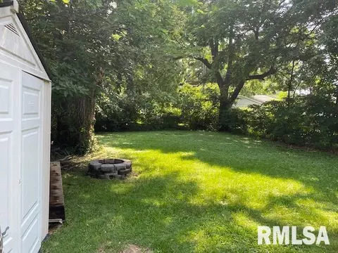 2656 Yale Blvd, Springfield, IL 62703 photo 4