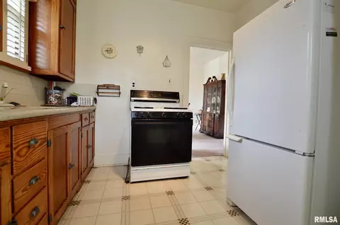 908 E Reservoir St, Springfield, IL 62702 photo 21