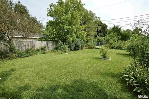 908 E Reservoir St, Springfield, IL 62702 photo 23