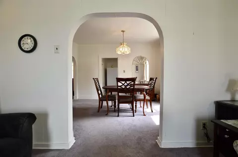 908 E Reservoir St, Springfield, IL 62702 photo 9