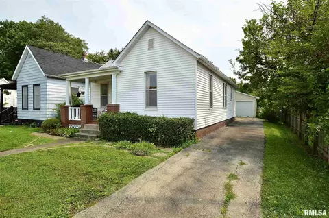 908 E Reservoir St, Springfield, IL 62702 photo 2