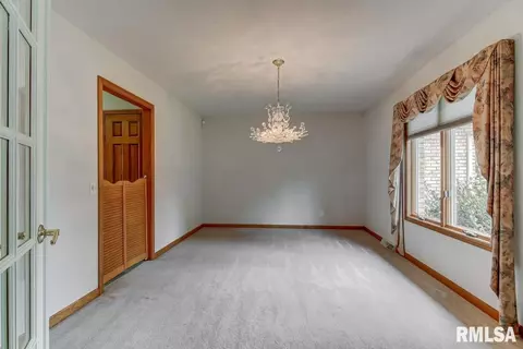 2504 Shadow Chaser Dr, Springfield, IL 62711 photo 11